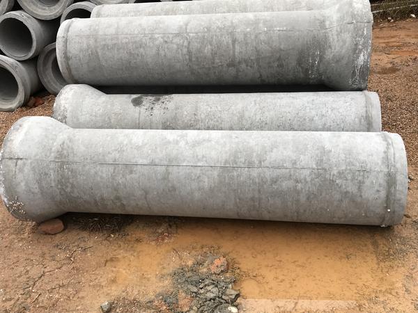 DN300*2000*40承插口水泥管排水管